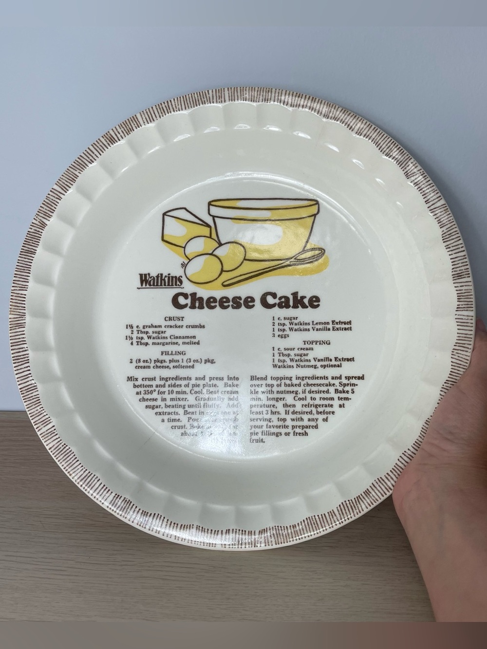Vintage 1981 J.R. Watkins Cheese Cake Ceramic Serving/Pie/Tart Plate